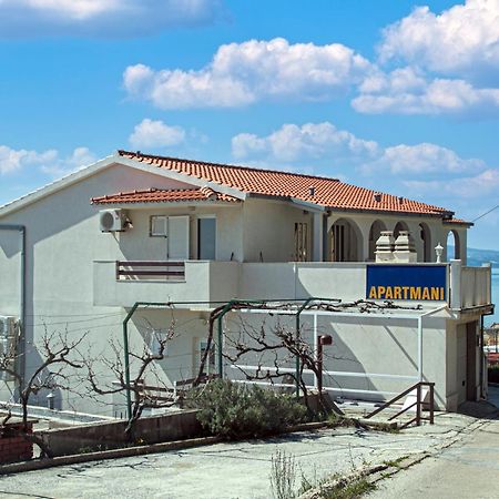 Apartments With A Parking Space Pisak, Omis - 5975 외부 사진