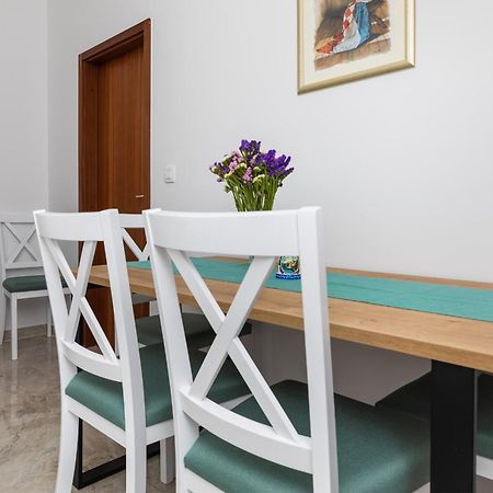 Apartments With A Parking Space Pisak, Omis - 5975 외부 사진