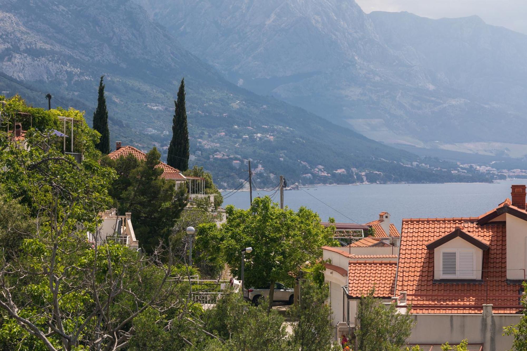 Apartments With A Parking Space Pisak, Omis - 5975 외부 사진