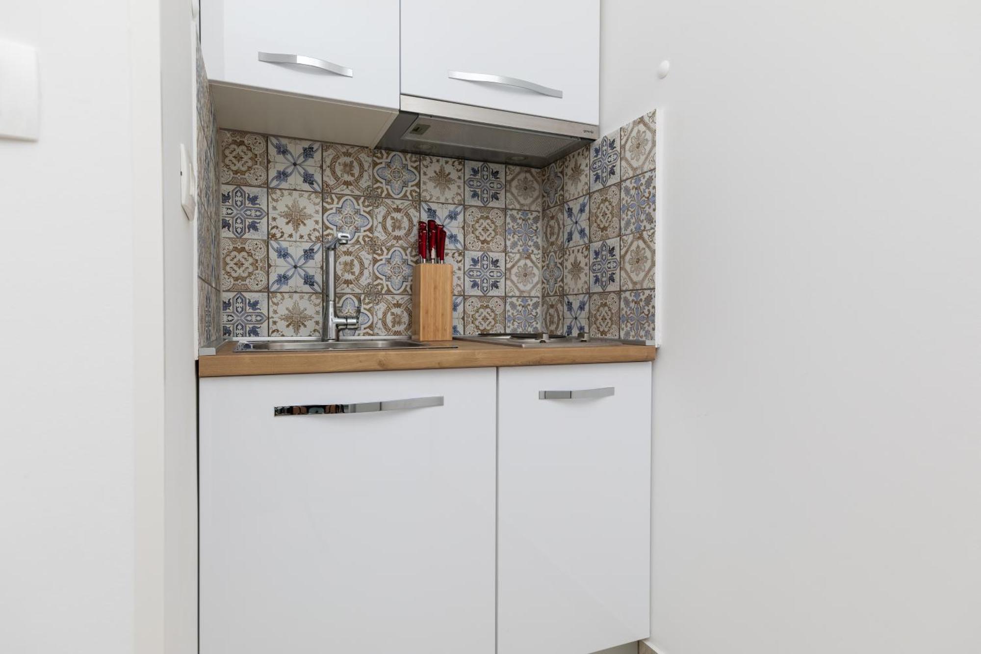 Apartments With A Parking Space Pisak, Omis - 5975 외부 사진