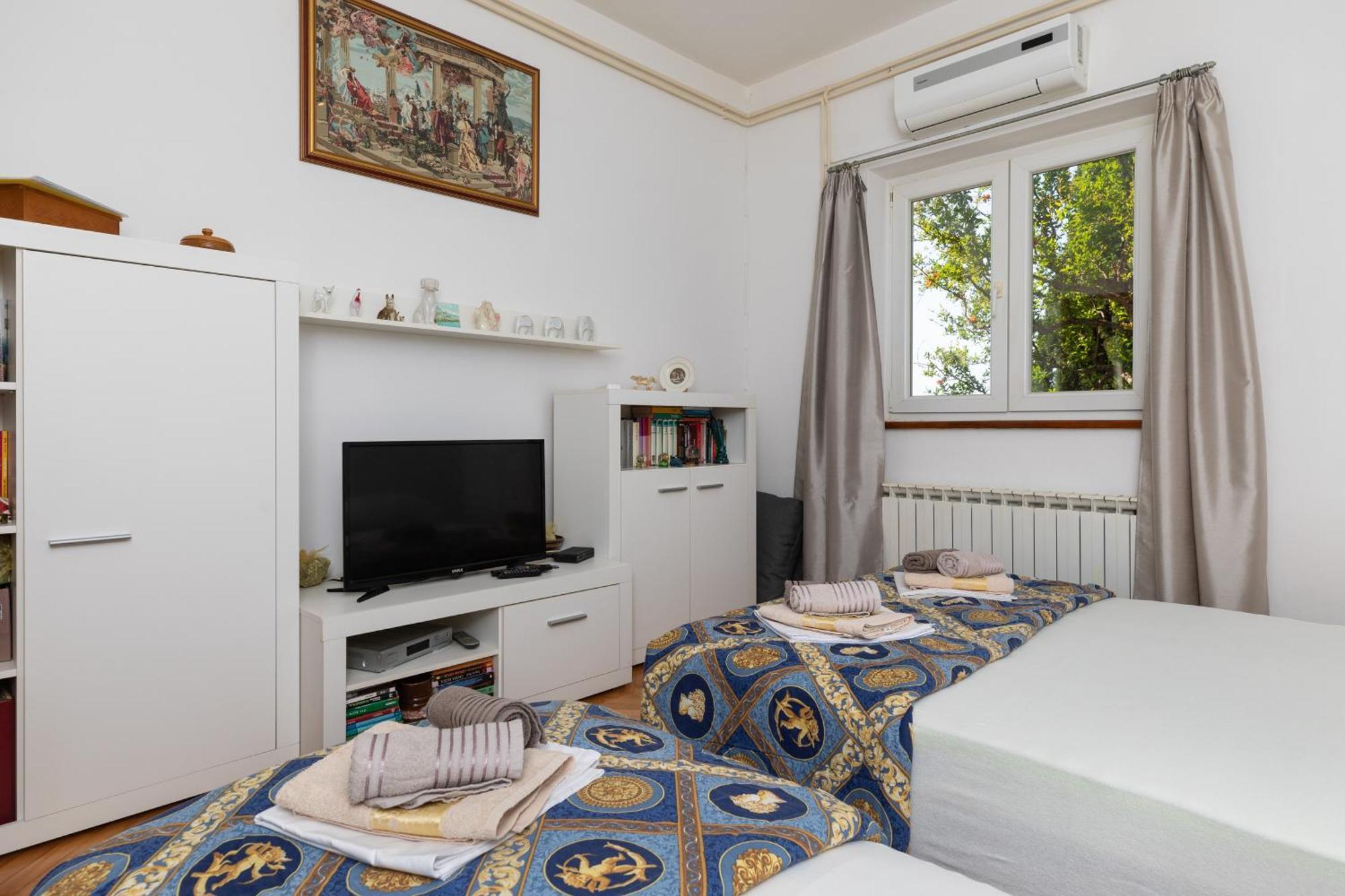 Apartments With A Parking Space Pisak, Omis - 5975 객실 사진